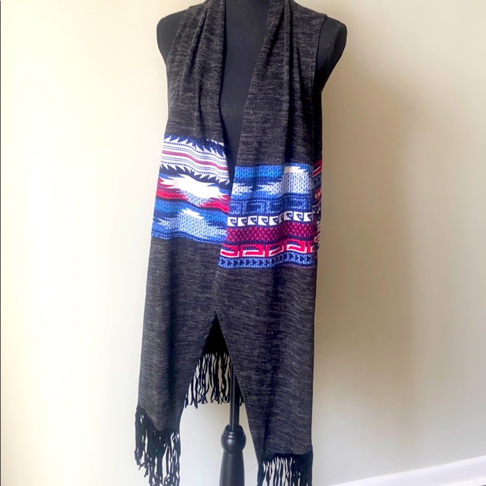 Lilypad boutique brand small sleeveless fringe